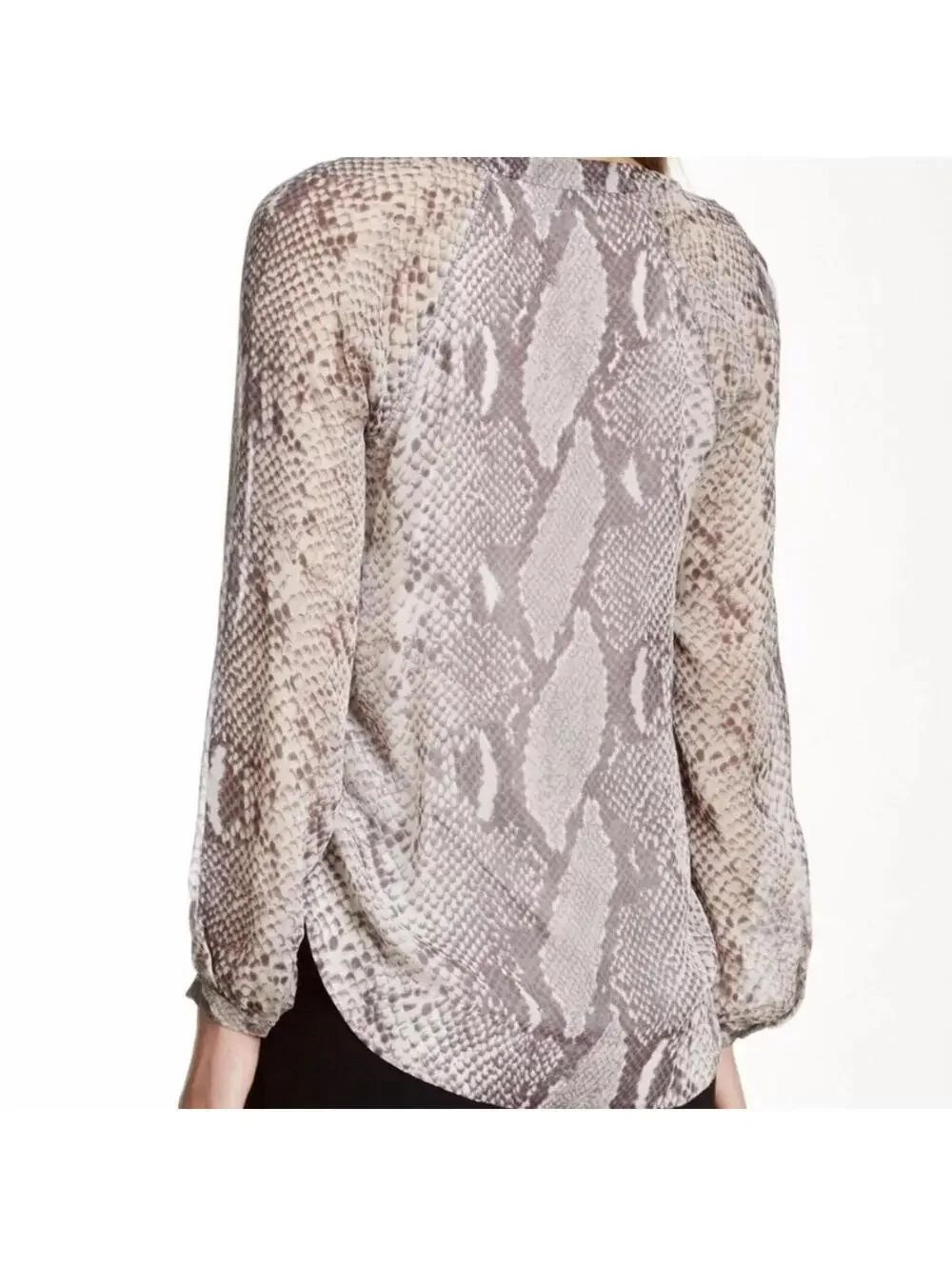 DIANE VON FURSTENBERG Sz 2 MAIKO PRINT SILK LONG SLEEVE BLOUSE IN PYTHON GREY - Picture 2 of 6